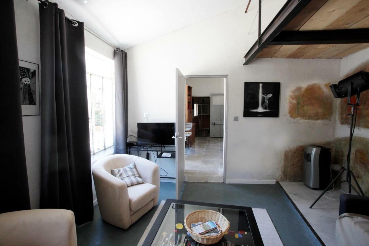 Villa Le Luberon Des Artistes Oppède Exterior foto