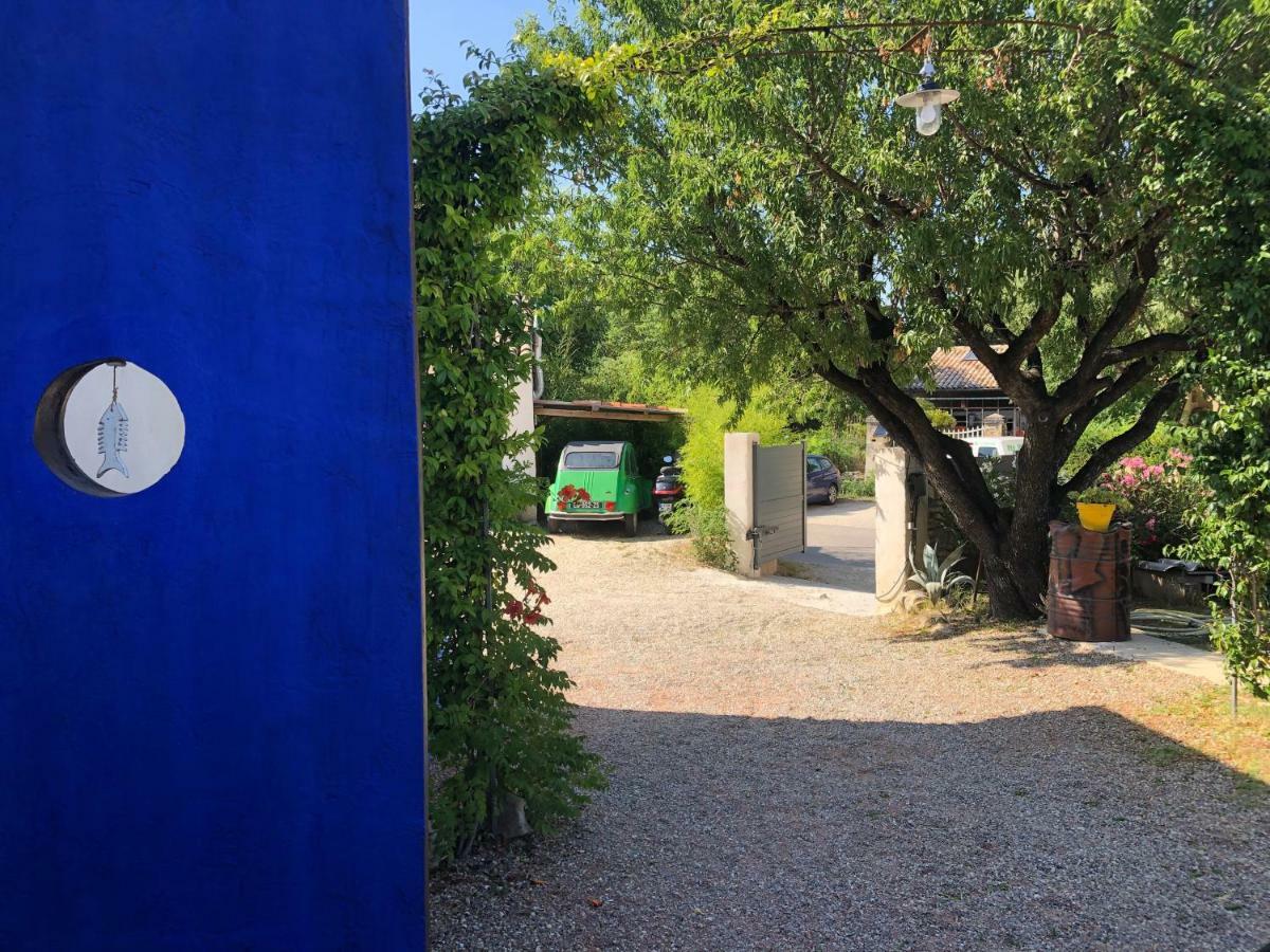 Villa Le Luberon Des Artistes Oppède Exterior foto